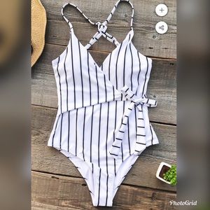 Cupshe | Striped One Piece